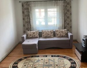 Apartment 4 rooms for sale in Cluj-napoca, zone Intre Lacuri