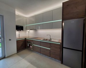 Sale apartment 2 rooms in Cluj-napoca, zone Intre Lacuri