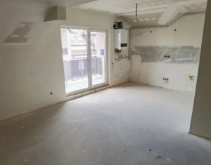 Appartement 3 chambres à vendre dans Floresti