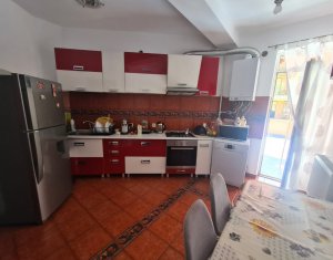 Apartament cu 4 camere decomandate, 107 mp utili, Buna Ziua