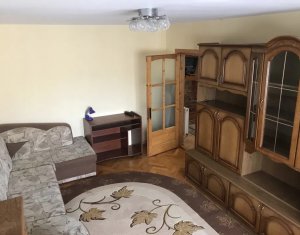 Apartament cu 3 camere decomandate, zona Iulius Mall