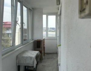 Appartement 3 chambres à vendre dans Cluj-napoca, zone Intre Lacuri