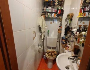 Appartement 4 chambres à vendre dans Cluj-napoca, zone Manastur