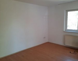 Apartament 2 camere,  decomandat, etaj 1, La Terenuri