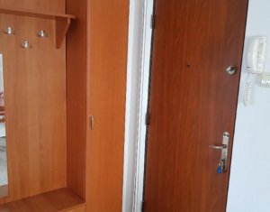 Apartament 2 camere, 52 mp, decomandat, zona Campului