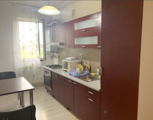 Apartament 3 camere, situat in Floresti, zona Stadionului