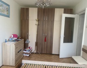 Apartament cu 4 camere decomandate, Manastur, zona strazii Ciucas