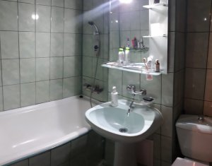 Apartament 2 camere decomandate, 58 mp total, etaj 3, zona BIG