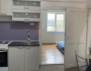 Apartament cu 1 camera, 33mp, curte comuna, zona strazii Paris 