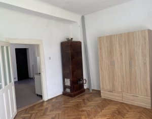 Apartament cu 1 camera, 33mp, curte comuna, zona strazii Paris 