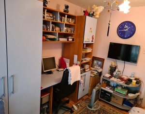 Apartament 4 camere, 2 bai, terasa, decomandat, Zorilor