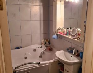 Apartament 4 camere, 2 bai, terasa, decomandat, Zorilor