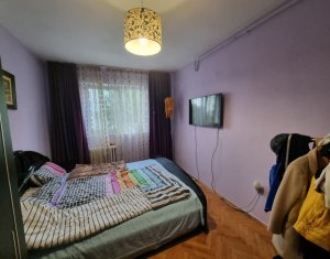 Apartament 3 camere semidecomandate, in Manastur, zona Parc Mehedinti