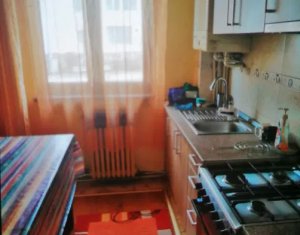 Apartament cu 3 camere decomandate, balcon, boxa, Manastur