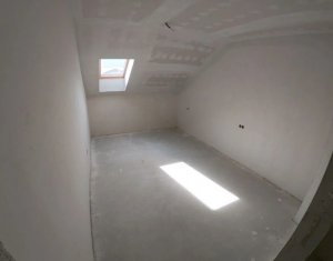 Appartement 3 chambres à vendre dans Floresti