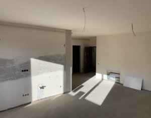 Apartament 3 camere, situat in Floresti, zona Tautiului