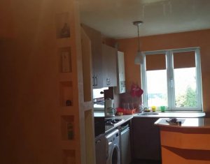 Apartament cu 3 camere decomandate, in Manastur