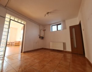 Vanzare apartament 3 camere in Cluj-napoca, zona Centru
