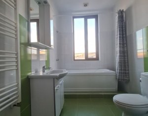 Apartament 81 mp, loc de parcare + spatiu tehnic, in zona centrala