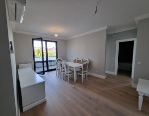 Appartement 3 chambres à vendre dans Cluj-napoca, zone Intre Lacuri