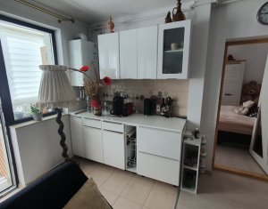 Apartment 2 rooms for sale in Floresti