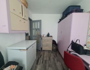 Appartement 4 chambres à vendre dans Cluj-napoca, zone Manastur