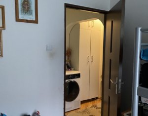 Apartament 3 camere, zona semicentrala, pozitie excelenta