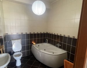 Appartement 3 chambres à vendre dans Cluj-napoca, zone Buna Ziua