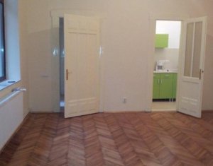 Apartament cu 3 camere(83mp) in zona ultracentrala, Piata Unirii