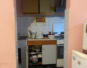 Appartement 4 chambres à vendre dans Cluj-napoca, zone Manastur