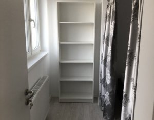 Appartement 4 chambres à vendre dans Cluj-napoca, zone Zorilor