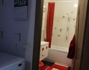 Appartement 2 chambres à vendre dans Floresti, zone Centru