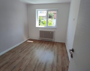 Appartement 3 chambres à vendre dans Cluj-napoca, zone Manastur