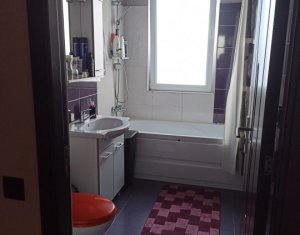 Appartement 3 chambres à vendre dans Floresti