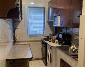 Appartement 3 chambres à vendre dans Cluj-napoca, zone Manastur