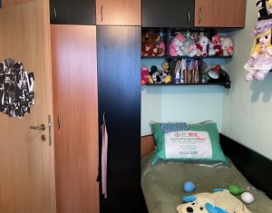 Appartement 3 chambres à vendre dans Cluj-napoca, zone Manastur