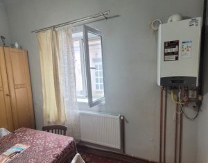 Apartament 2 camere, 60 mp, necesita renovare, Centru