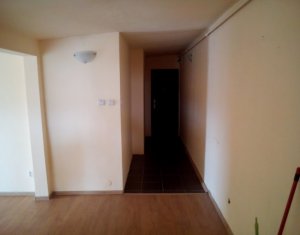 Apartament 3 camere, finisat, 58 mp, Someseni