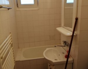 Apartament 3 camere, zona strazii Bucegi, Manastur 