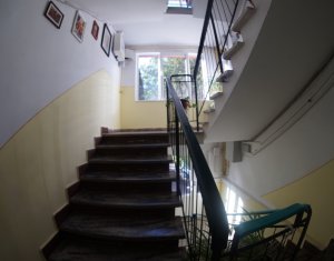 Apartment 4 rooms for sale in Cluj-napoca, zone Manastur