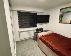 Apartament cu 3 camere decomandate, 2 bai, cartierul Marasti