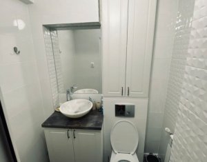 Apartament cu 3 camere decomandate, 2 bai, cartierul Marasti