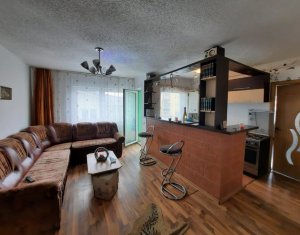 Vanzare apartament 2 camere in Floresti