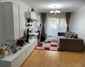 Apartment 3 rooms for sale in Floresti