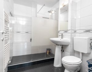 Appartement 3 chambres à vendre dans Cluj-napoca, zone Plopilor