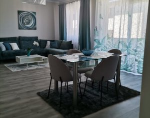 Vanzare apartament 3 camere in Floresti