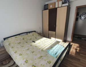 Apartament cu 3 camere, finisat, strada Cetatii, zona Unicarm