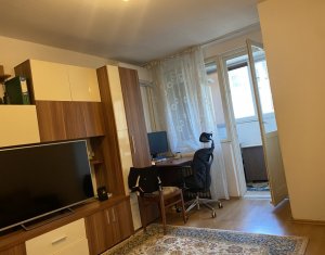 Garsoniera cu balcon, zona complexului Big,  Manastur