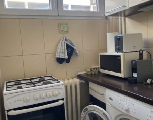 Garsoniera cu balcon, zona complexului Big,  Manastur