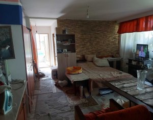 Apartament cu doua camere, finisat, partial mobilat, zona Parc Poligon